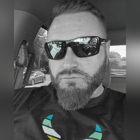 Meet your Posher, Philip - Picture 1 of 1